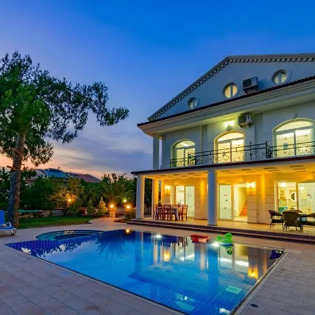 Villa Musa - 5 Bedroom In Hisaronu Fethiye