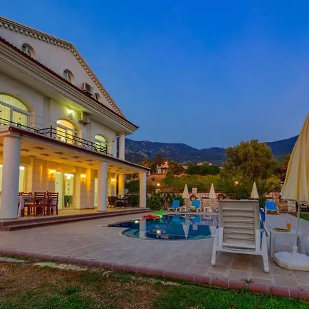 Musa - 5 Bedroom In Hisaronu