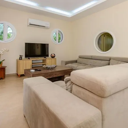 וילה Musa - 5 Bedroom In Hisaronu פאטהיה